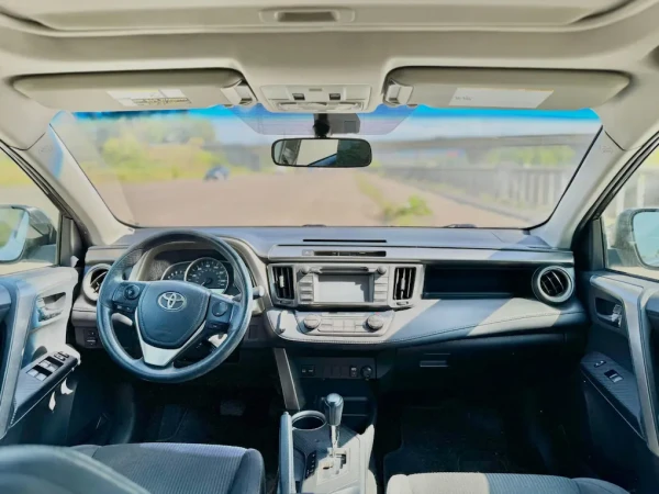 TOYOTA RAV4 2017